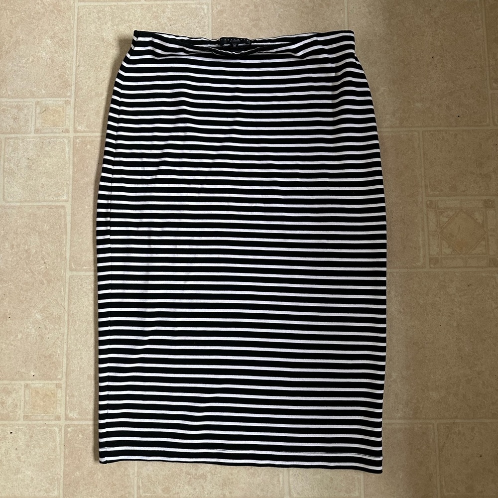 Sanctuary Black White Stripe Stretchy Pencil Midi Skirt sz M